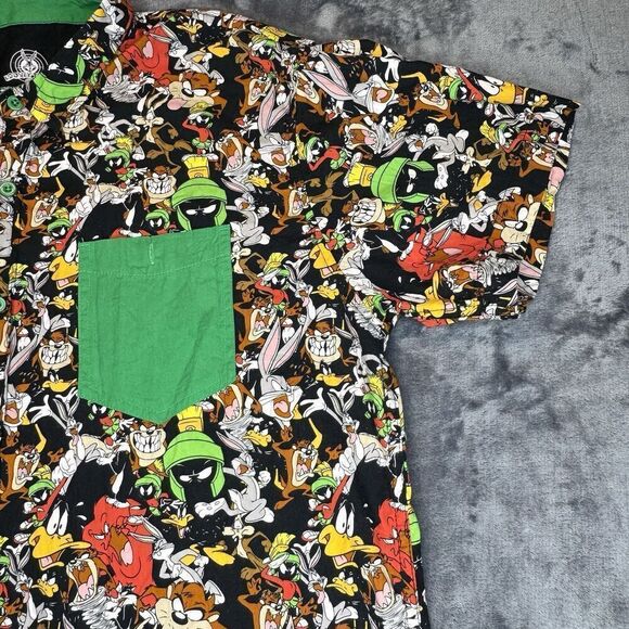 Warner Bros Sz XL Looney Tunes Cotton Button Shirt All Over Print Short Sleeve - Picture 5 of 14